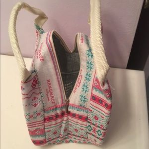 Two insulated lunch bags